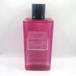 Victoria's Secret Bombshell Passion, 8.4 fl. oz